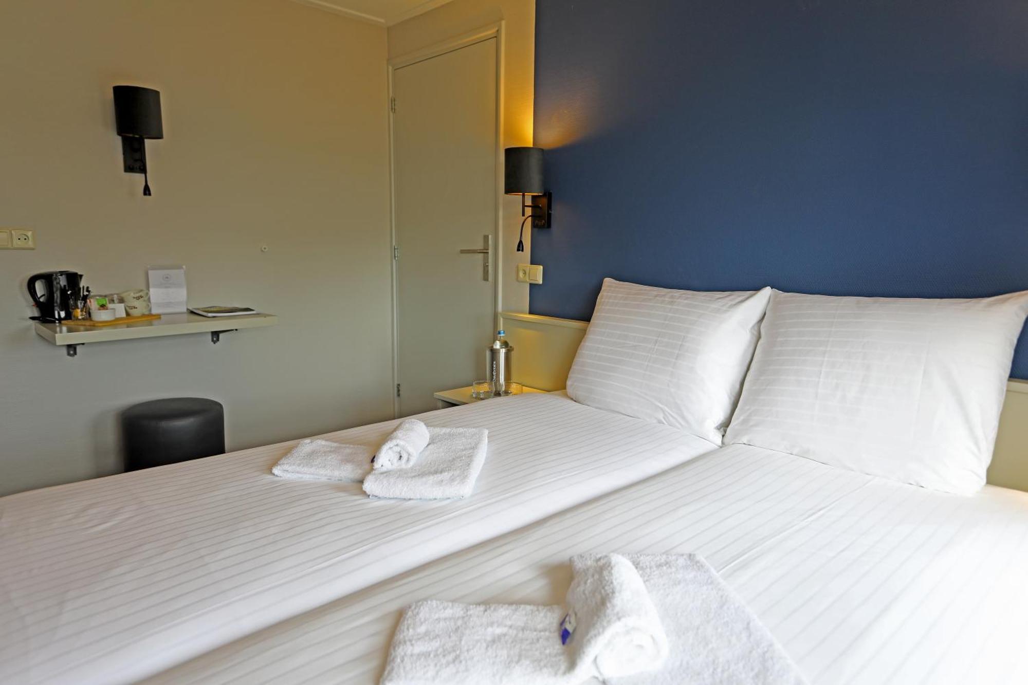 Hotel Bi-J Ons ลิกเตนฟอร์เดอ ภายนอก รูปภาพ