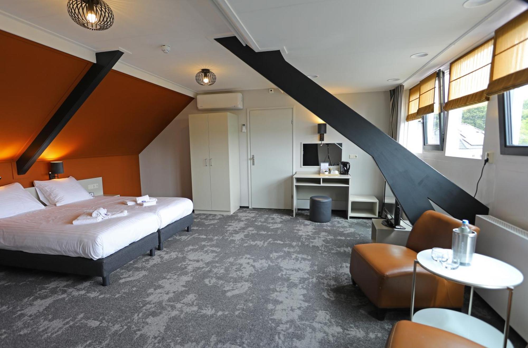 Hotel Bi-J Ons ลิกเตนฟอร์เดอ ภายนอก รูปภาพ