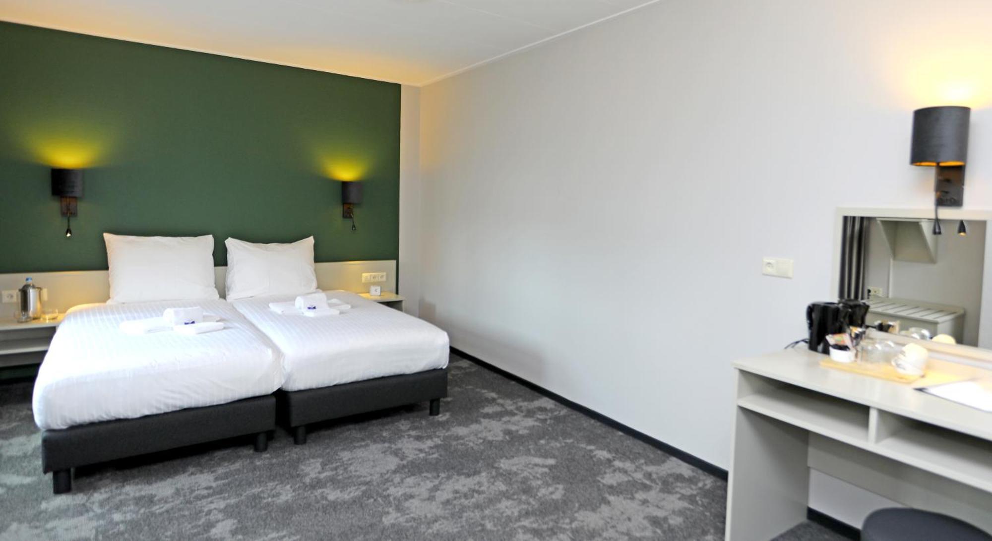 Hotel Bi-J Ons ลิกเตนฟอร์เดอ ภายนอก รูปภาพ