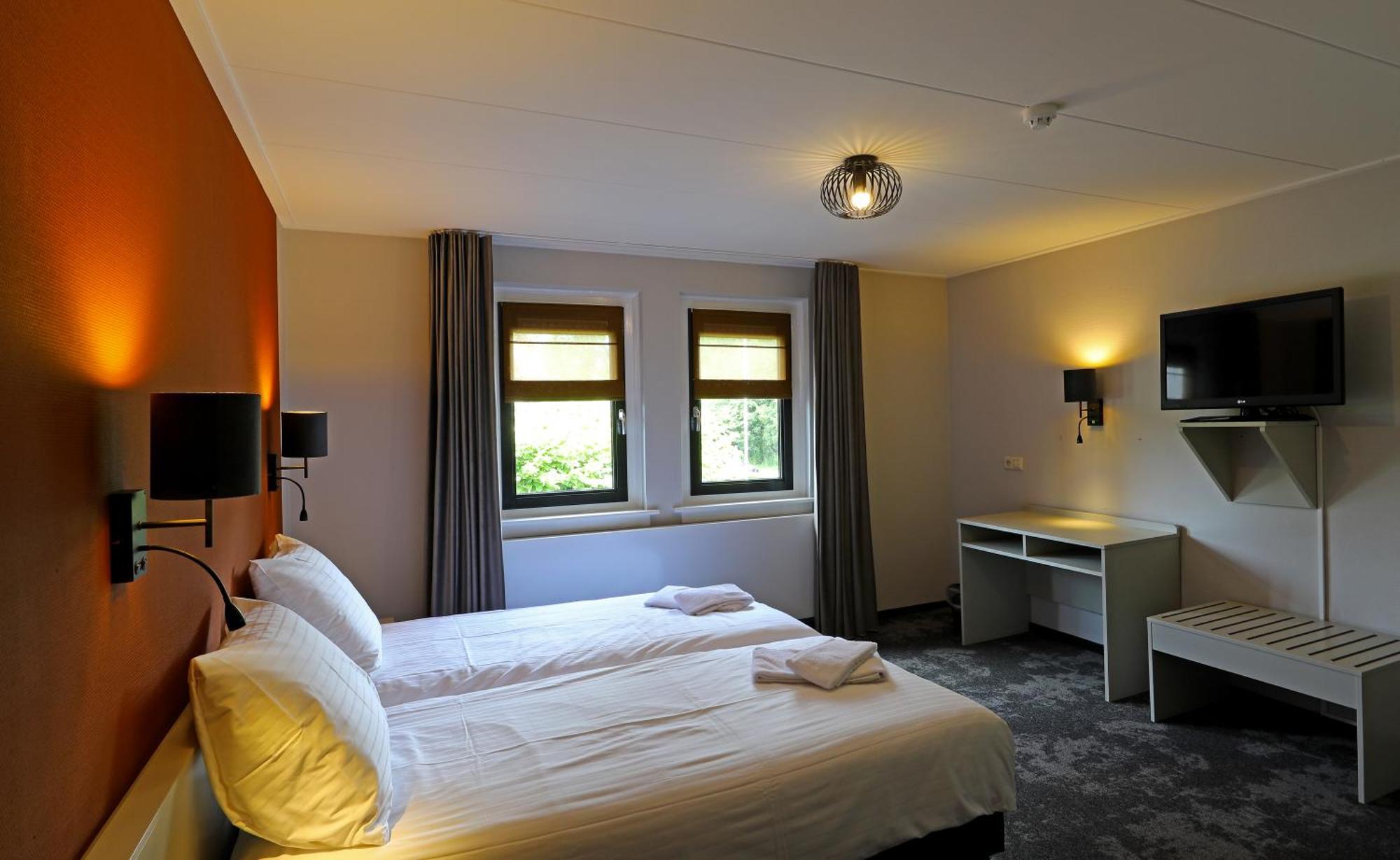 Hotel Bi-J Ons ลิกเตนฟอร์เดอ ภายนอก รูปภาพ